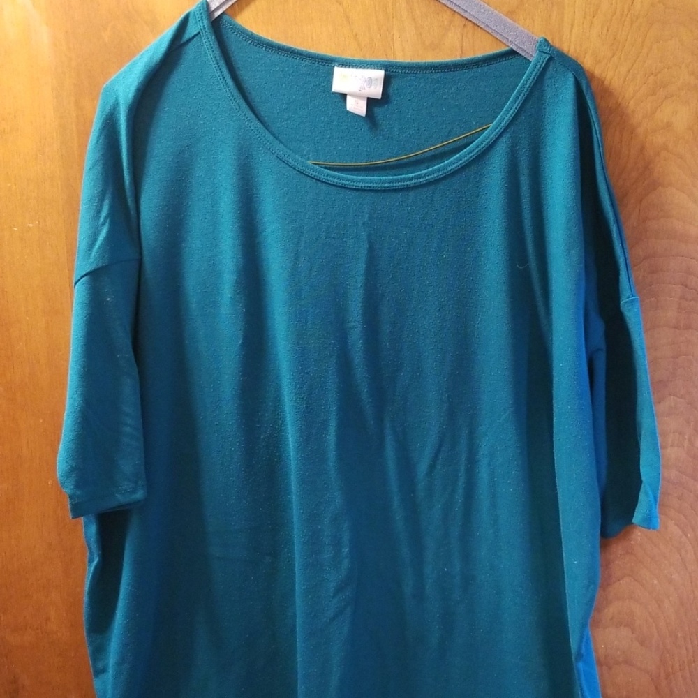 LuLaRoe Irma top